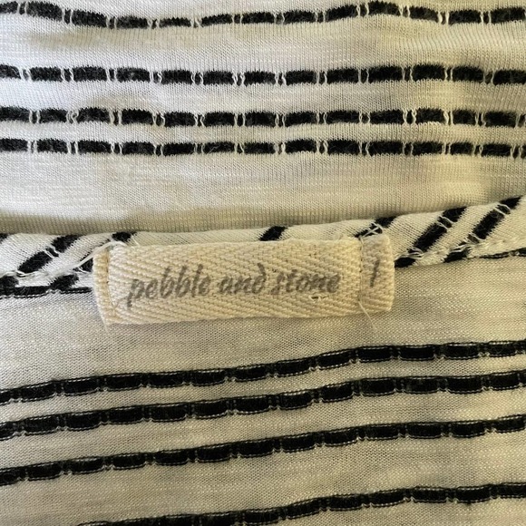 Pebble & Stone Rayon Black and White Front Tied T-Shirt Size L - Picture 4 of 7